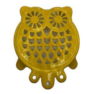 Vintage Owl Trivet 70's Yellow Enamel Kitchen Cottagecore Wall Decor 8"x6"